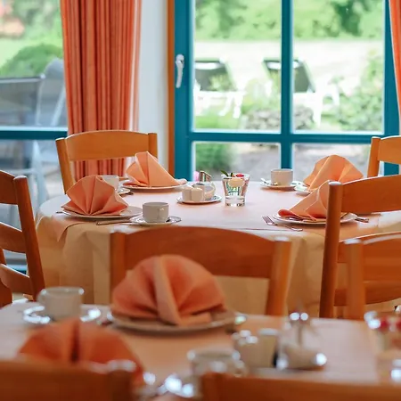 Szálloda Hanken Hof Gastehaus Muller